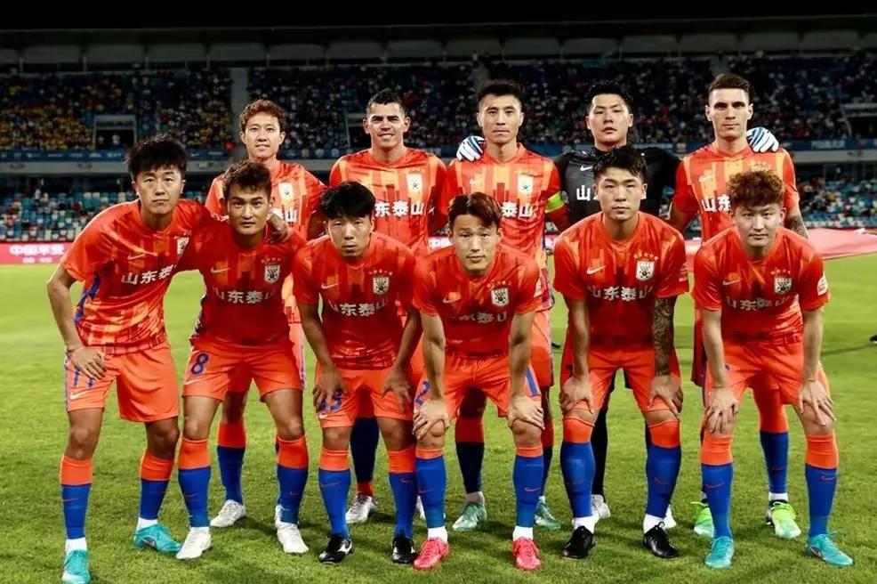 包含新赛季亮点：球队阵容的重大调整分析的词条