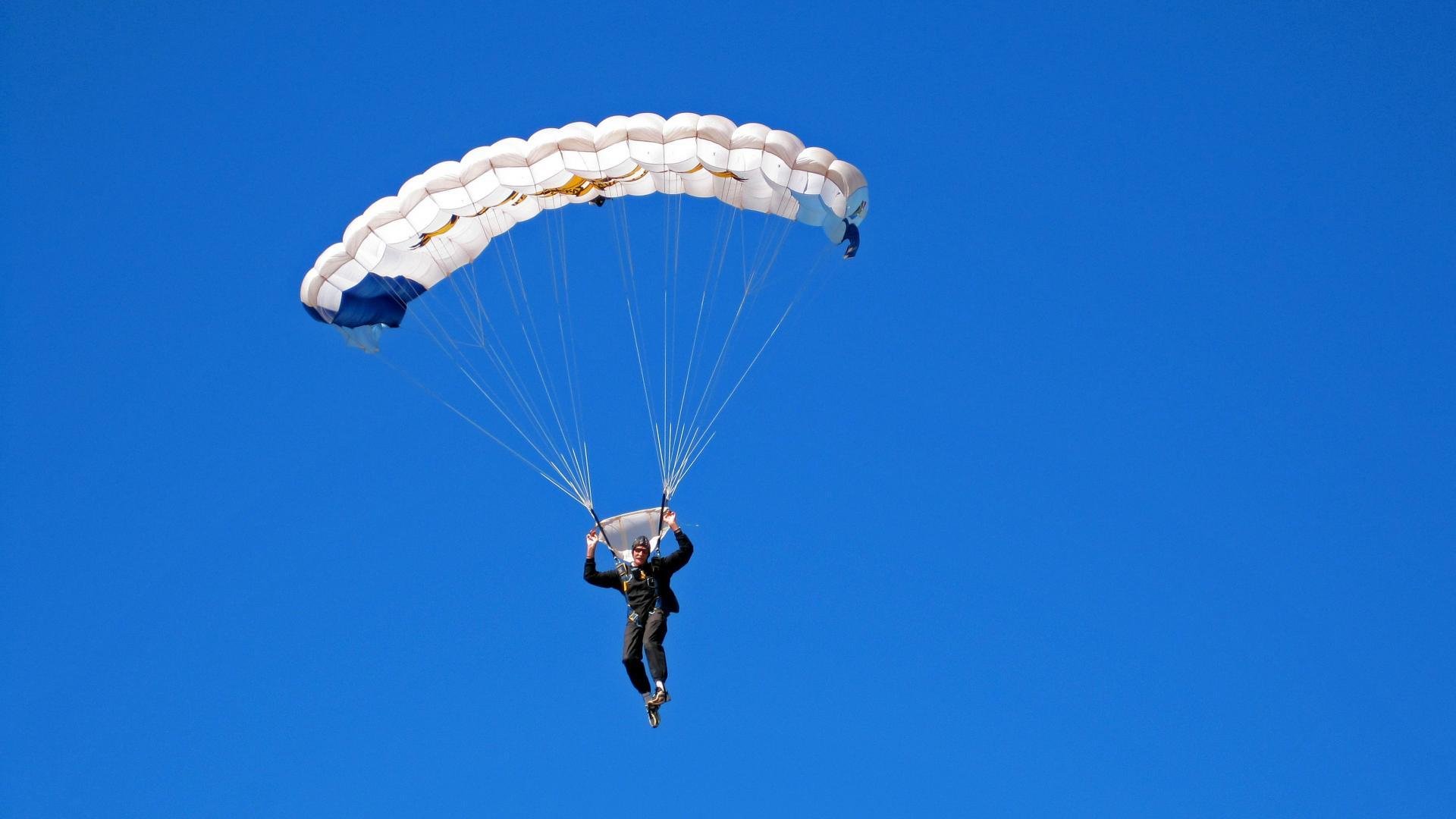 米兰体育网-球员形象塑造是否需统一管理，球员角色什么意思